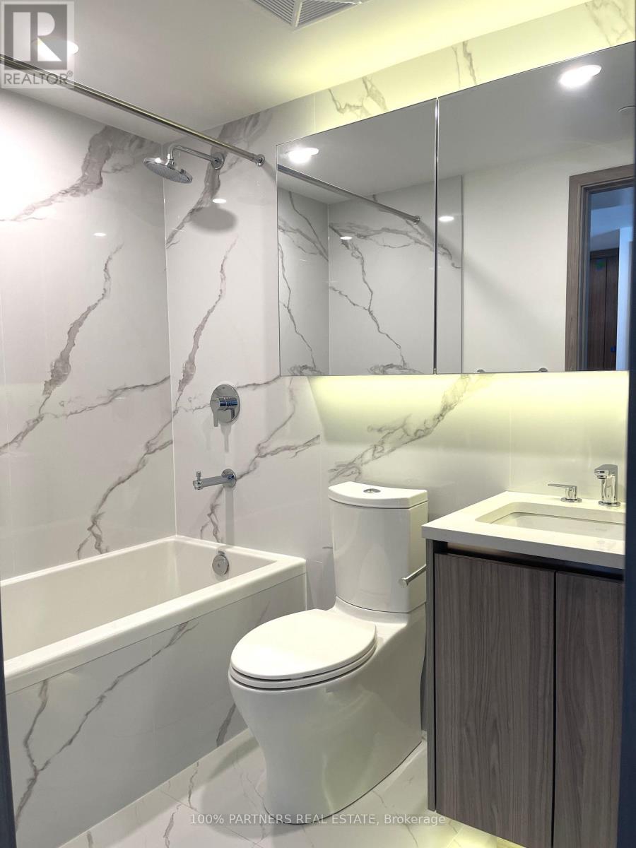 2103 - 1 Concord Cityplace Way, Toronto, Ontario  M5V 0X3 - Photo 9 - C13579262