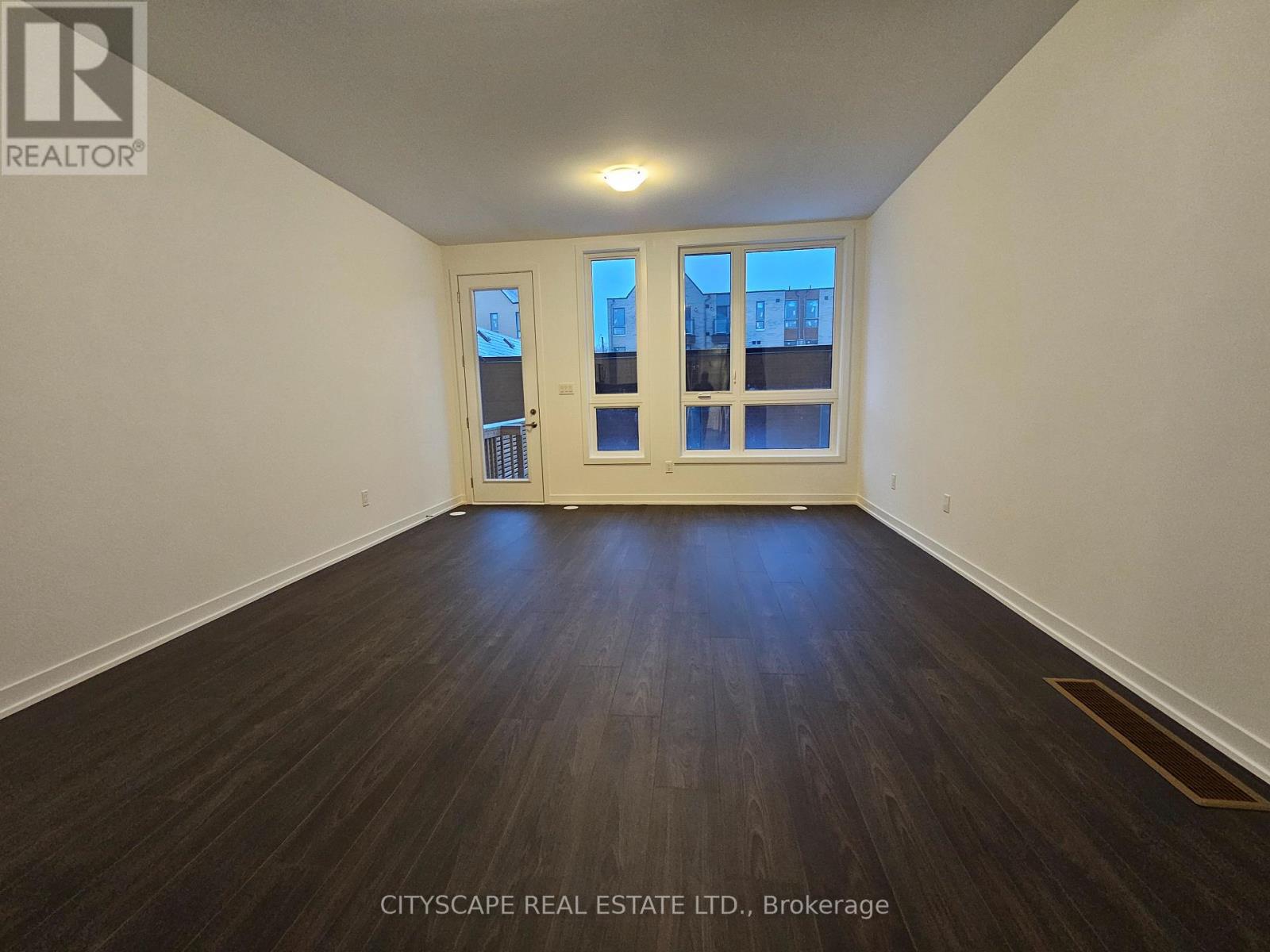 32 Deep Roots Terrace, Toronto, Ontario  M6A 2M3 - Photo 9 - C13641984