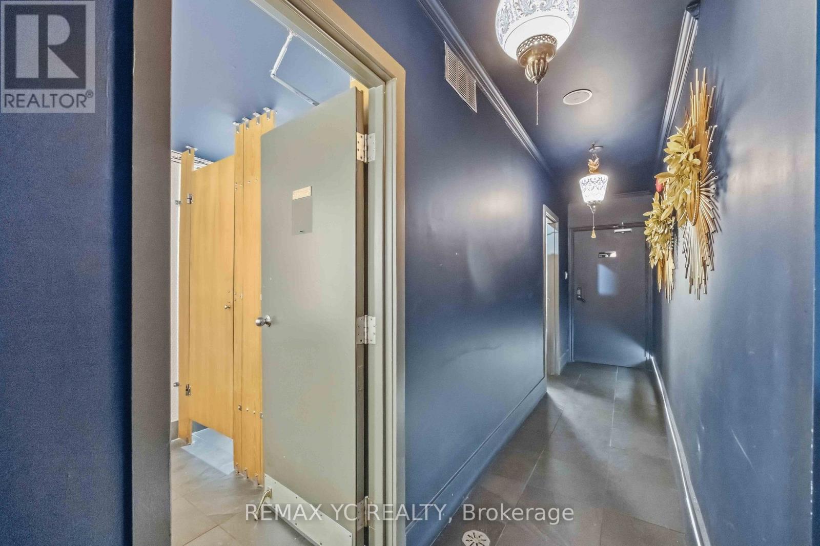 217 Ossington Avenue, Toronto, Ontario M6J 2Z9 - Photo 15 - C13647604