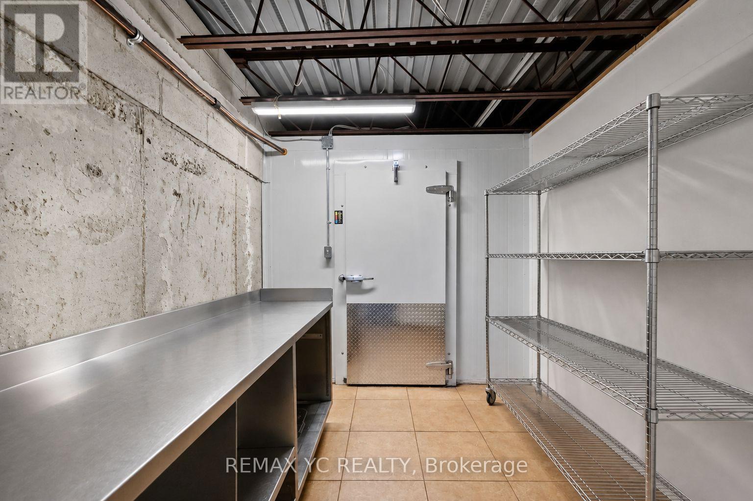 217 Ossington Avenue, Toronto, Ontario M6J 2Z9 - Photo 18 - C13647604