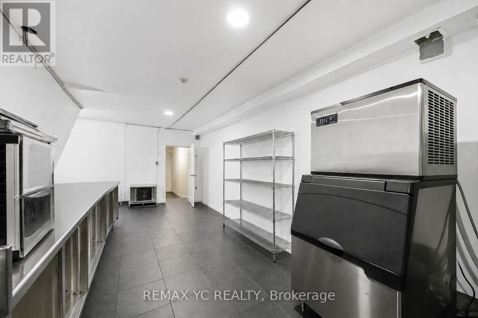 217 Ossington Avenue, Toronto, Ontario M6J 2Z9 - Photo 19 - C13647604