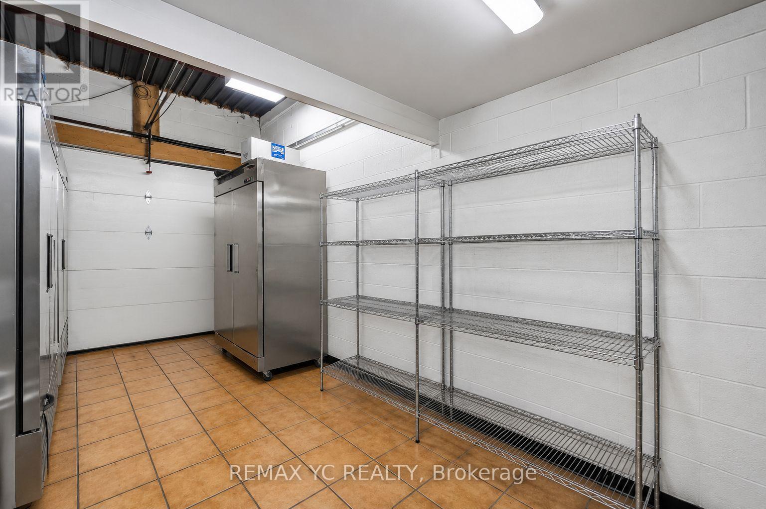 217 Ossington Avenue, Toronto, Ontario M6J 2Z9 - Photo 21 - C13647604