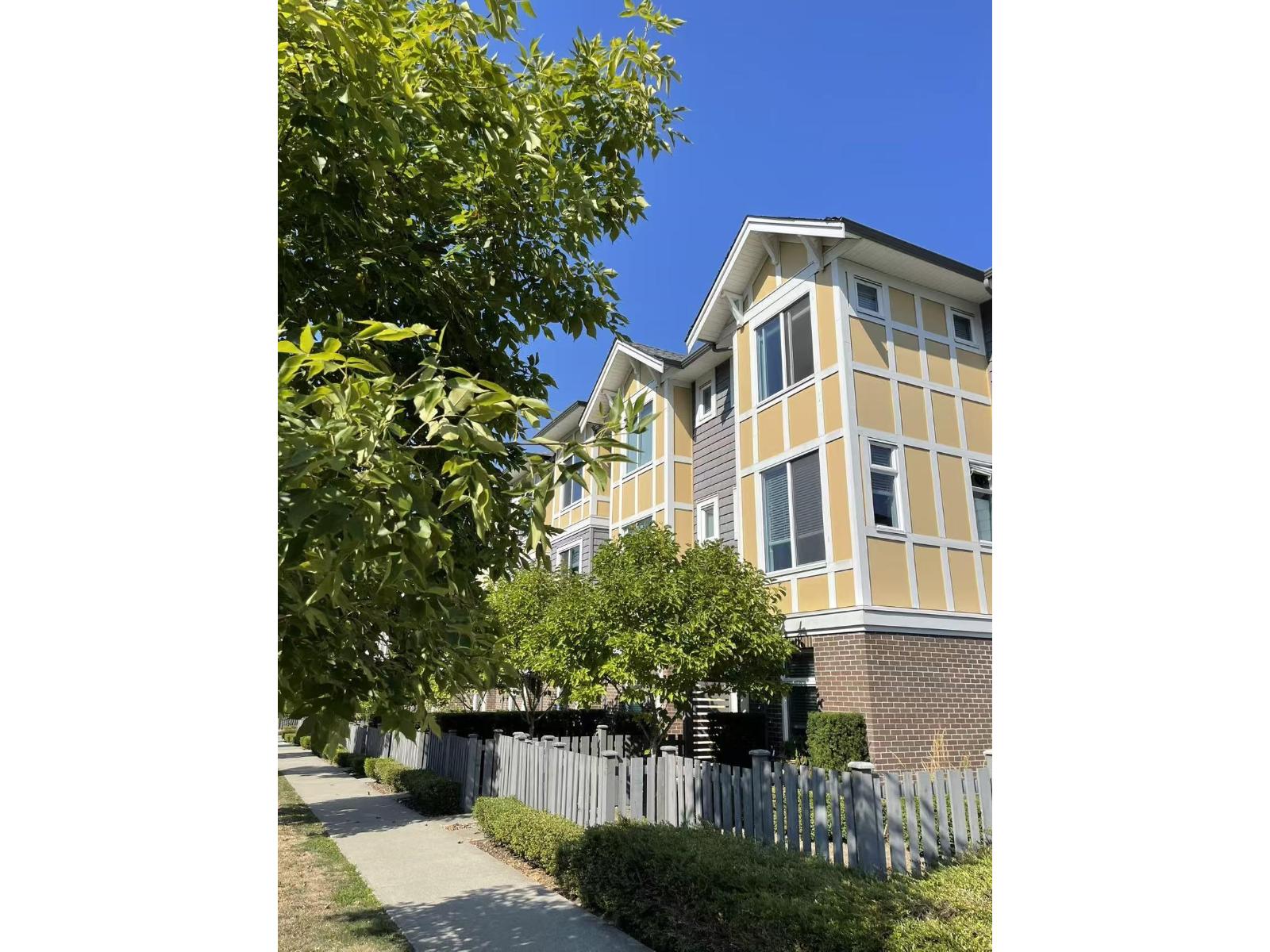 9817 161a Street, Surrey, British Columbia  V4N 6S7 - Photo 1 - R3153883