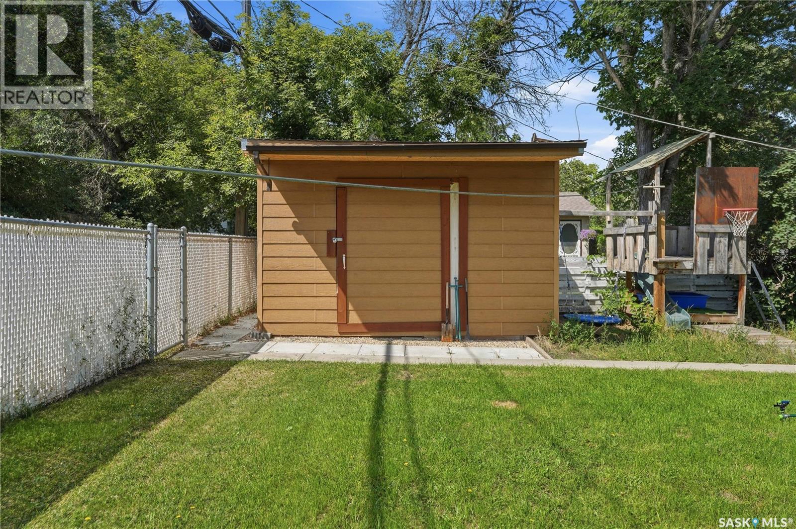 145 Lillooet Street E, Moose Jaw, Saskatchewan  S6H 4S6 - Photo 37 - SK044947