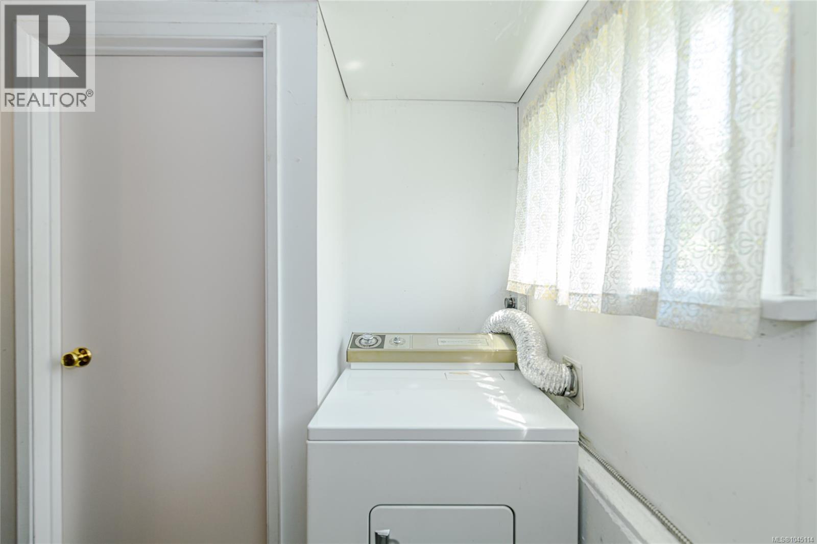 1040 Craigflower Rd, Esquimalt, British Columbia  V9A 2Y1 - Photo 21 - 1045114