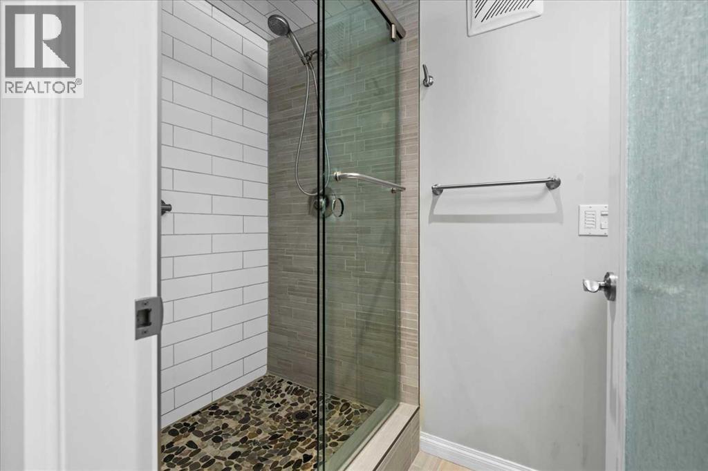7715 67 Avenue NW, Calgary, Alberta  T3B 4P2 - Photo 26 - A2329430