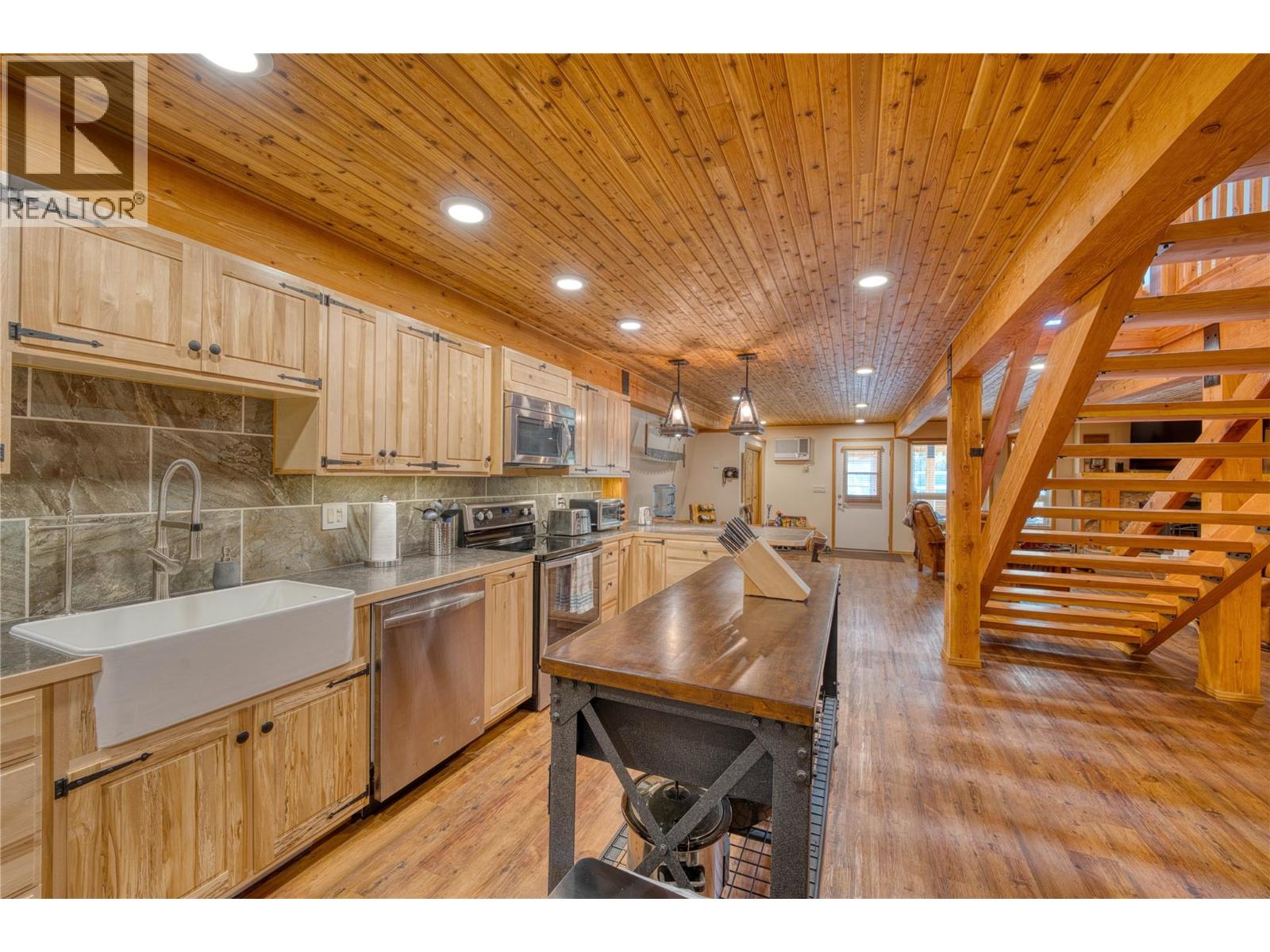 790/770 Jackfish Lake Road, Chetwynd, British Columbia  V0C 1J0 - Photo 11 - 10388528