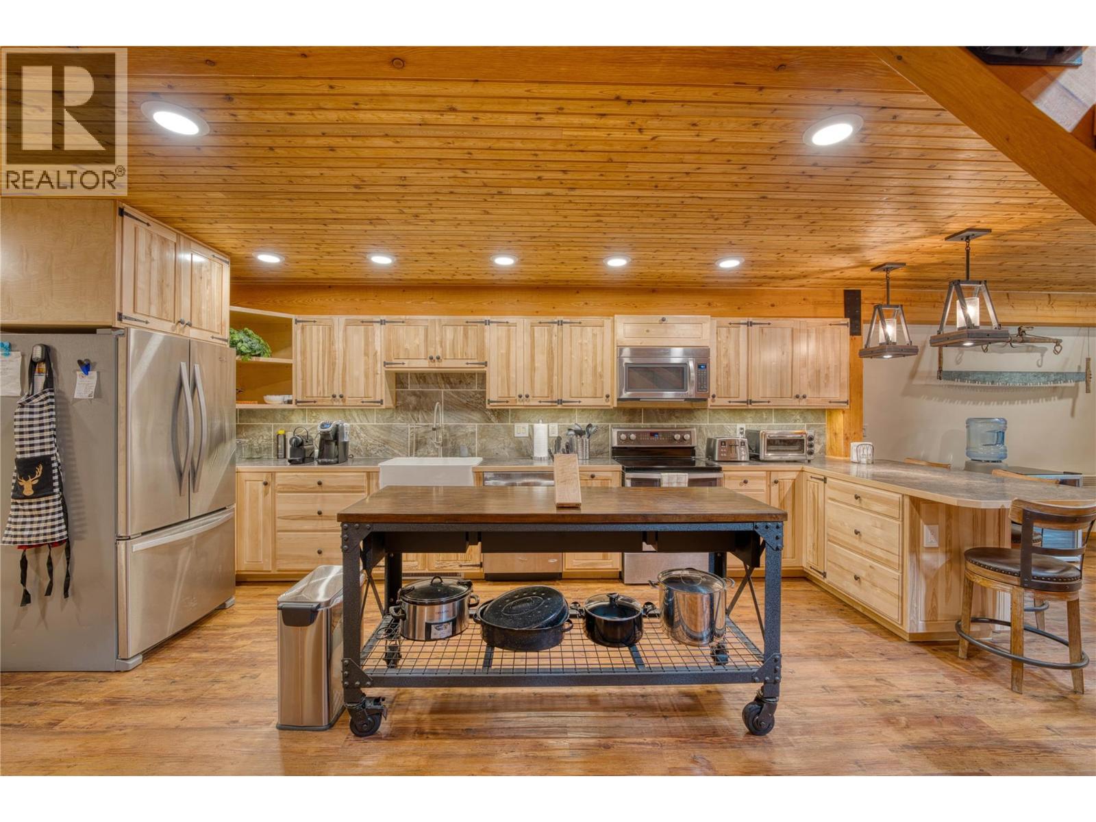 790/770 Jackfish Lake Road, Chetwynd, British Columbia  V0C 1J0 - Photo 10 - 10388528