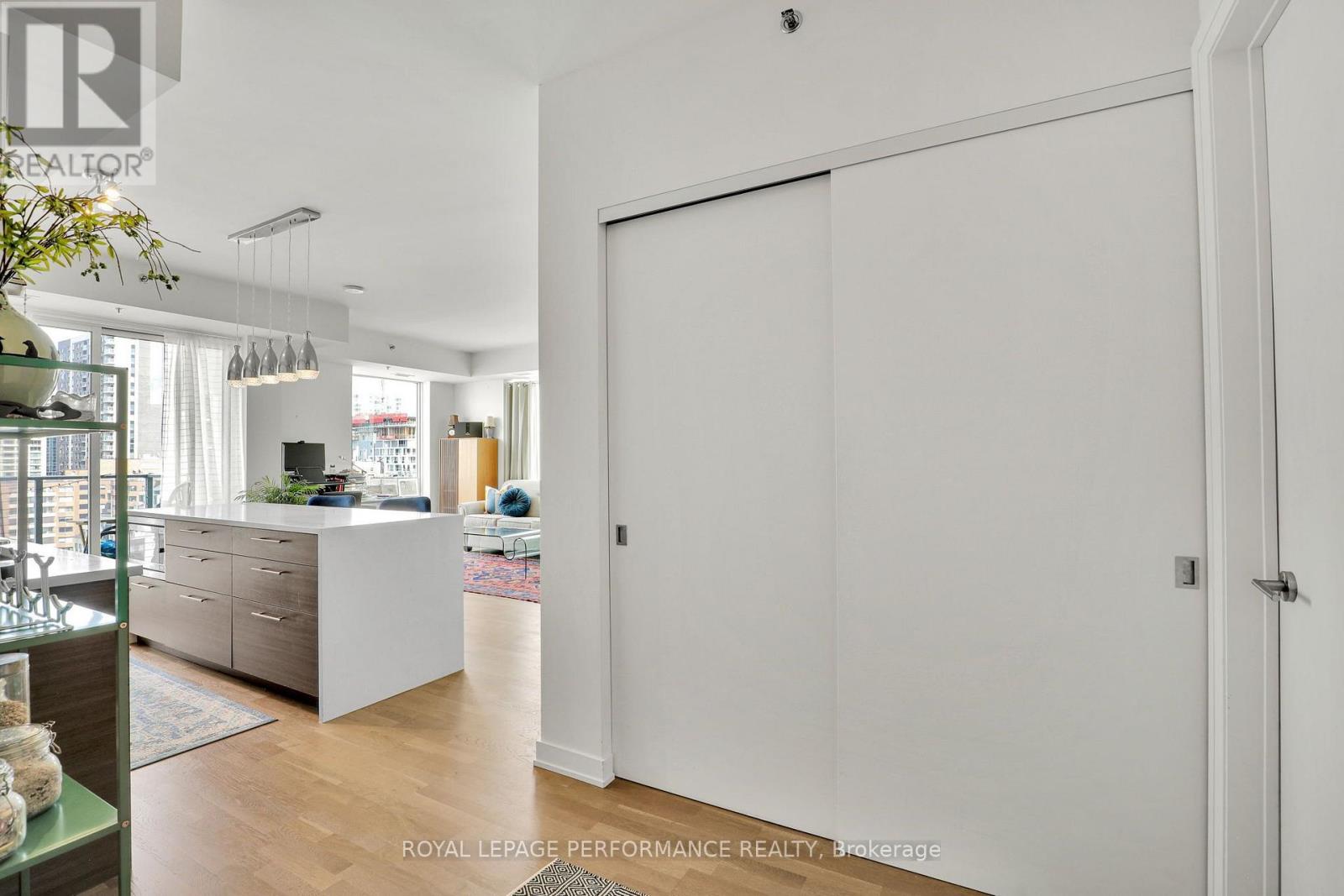 1502 - 428 Sparks Street, Ottawa, Ontario  K1R 0B3 - Photo 8 - X13652940