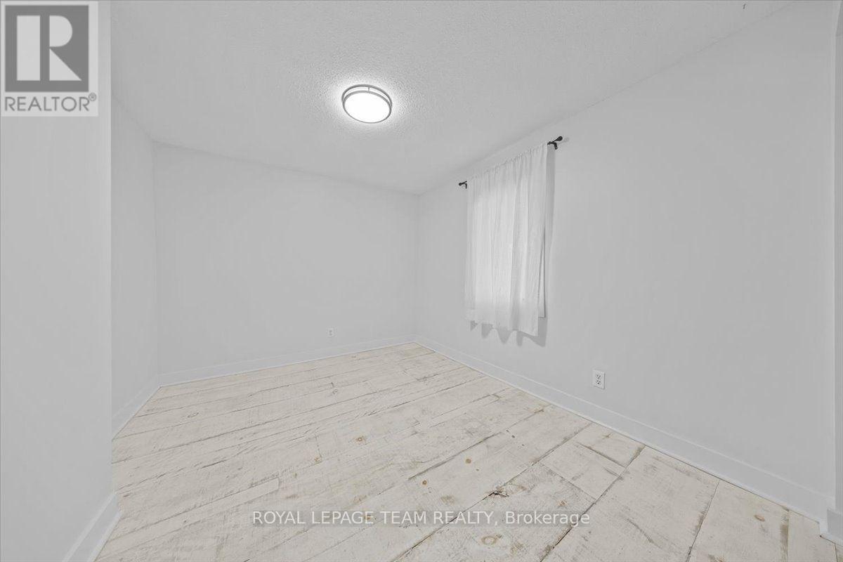 135 Upper Lorne Place, Ottawa, Ontario  K1R 7G8 - Photo 25 - X13652948