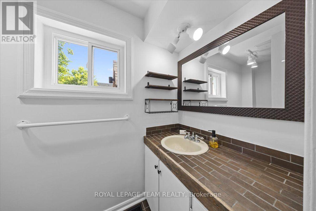 135 Upper Lorne Place, Ottawa, Ontario  K1R 7G8 - Photo 28 - X13652948