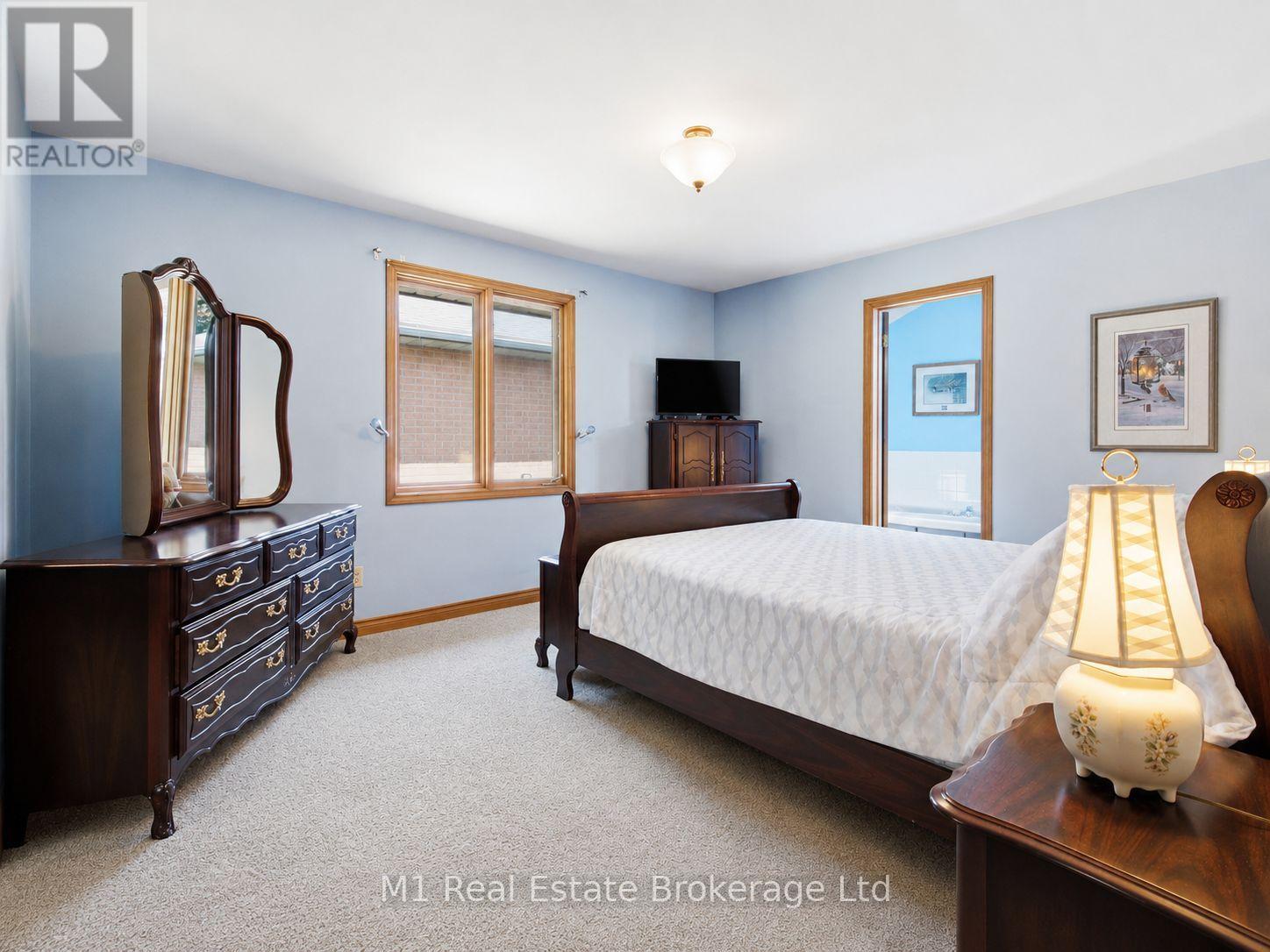 294 Colborne Street, Centre Wellington, Ontario  N0B 1S0 - Photo 20 - X13652930