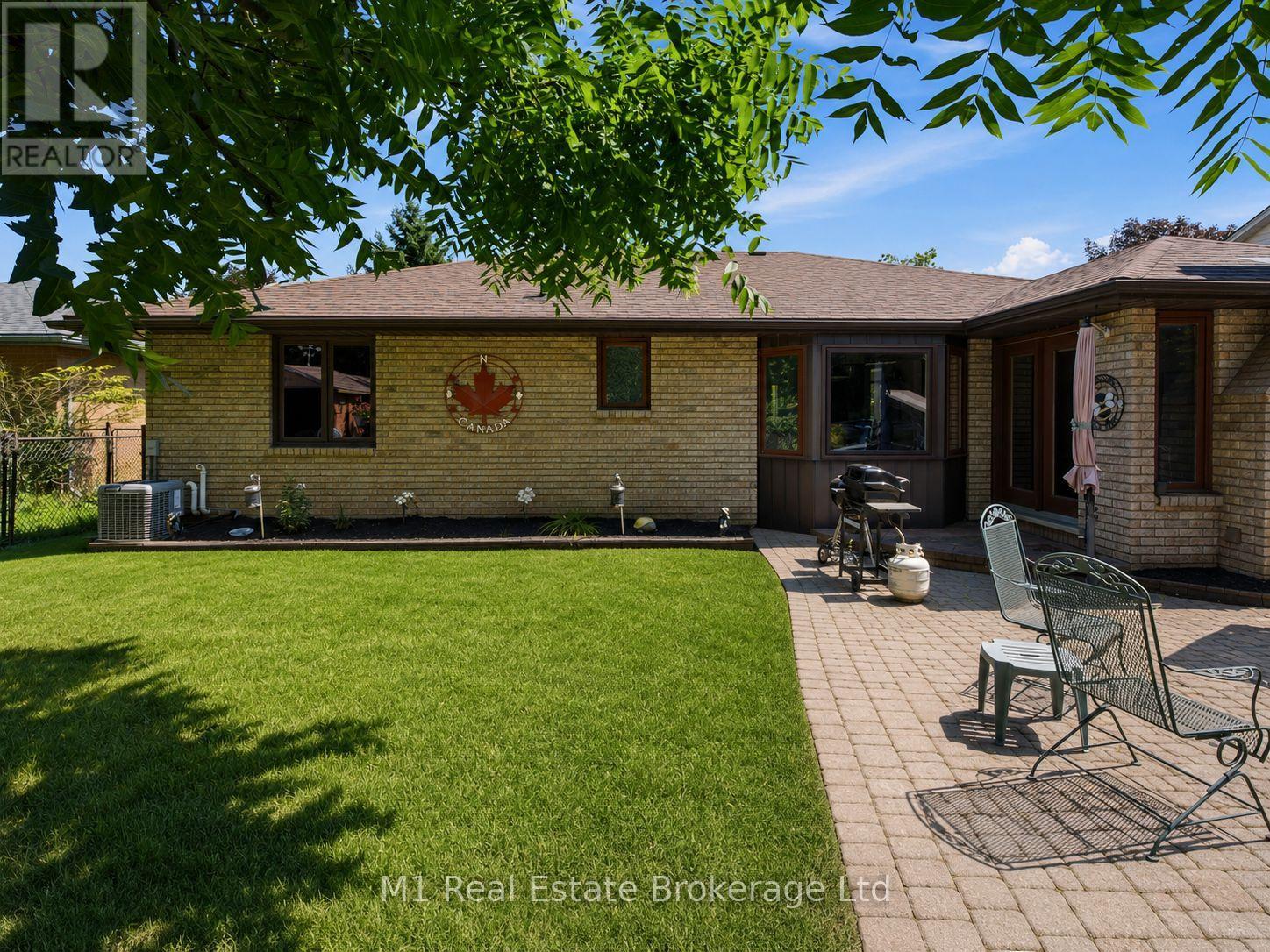 294 Colborne Street, Centre Wellington, Ontario  N0B 1S0 - Photo 40 - X13652930