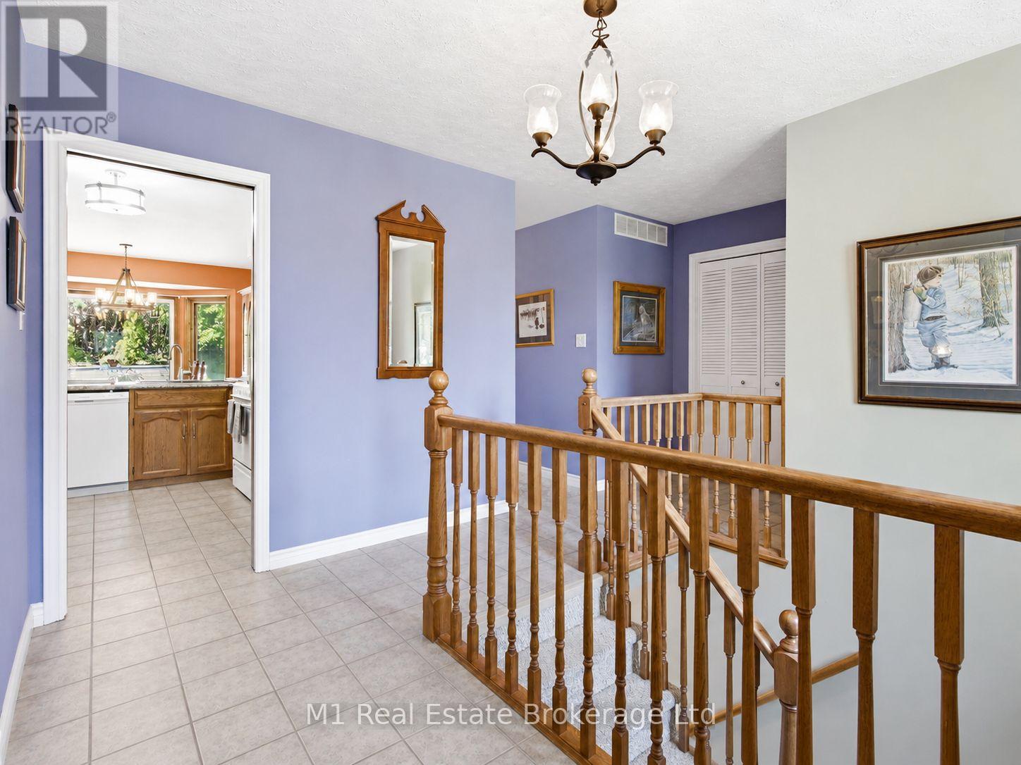 294 Colborne Street, Centre Wellington, Ontario  N0B 1S0 - Photo 8 - X13652930