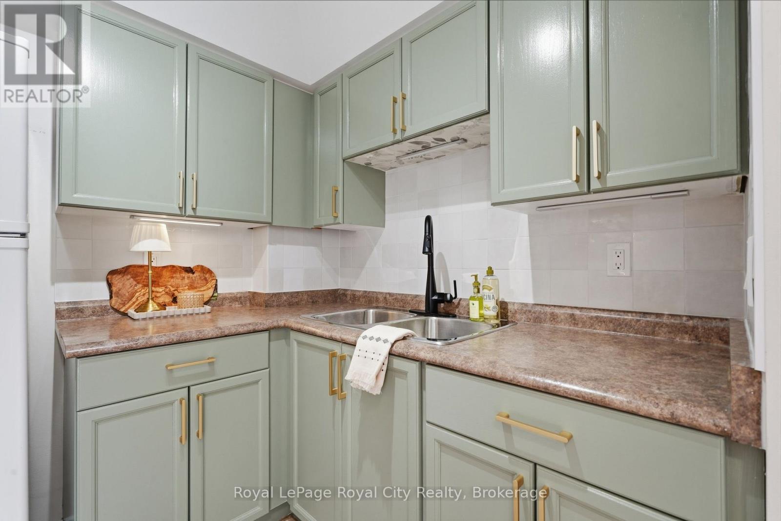 610 - 107 Bagot Street, Guelph, Ontario  N1H 8H5 - Photo 11 - X13652946