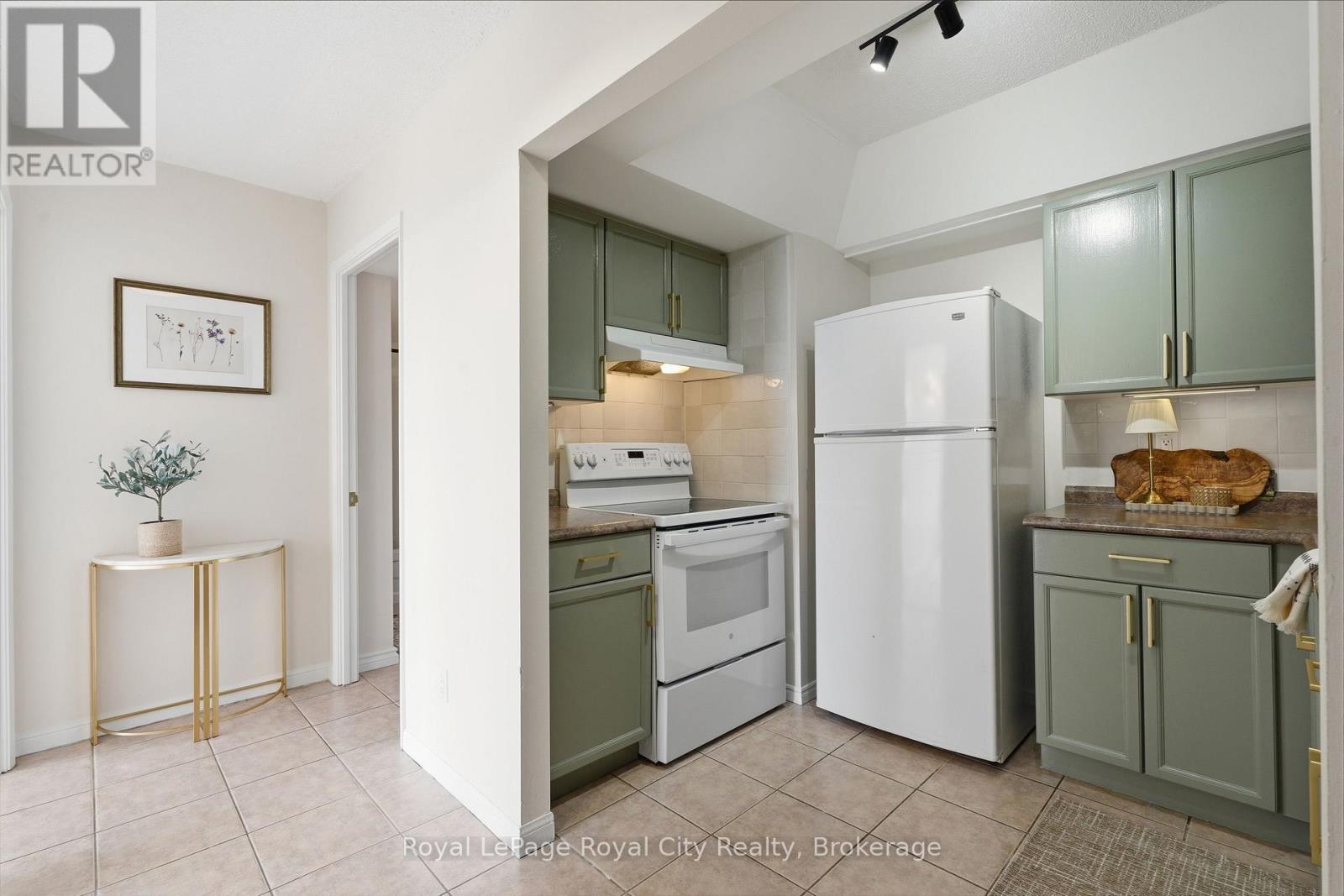 610 - 107 Bagot Street, Guelph, Ontario  N1H 8H5 - Photo 13 - X13652946