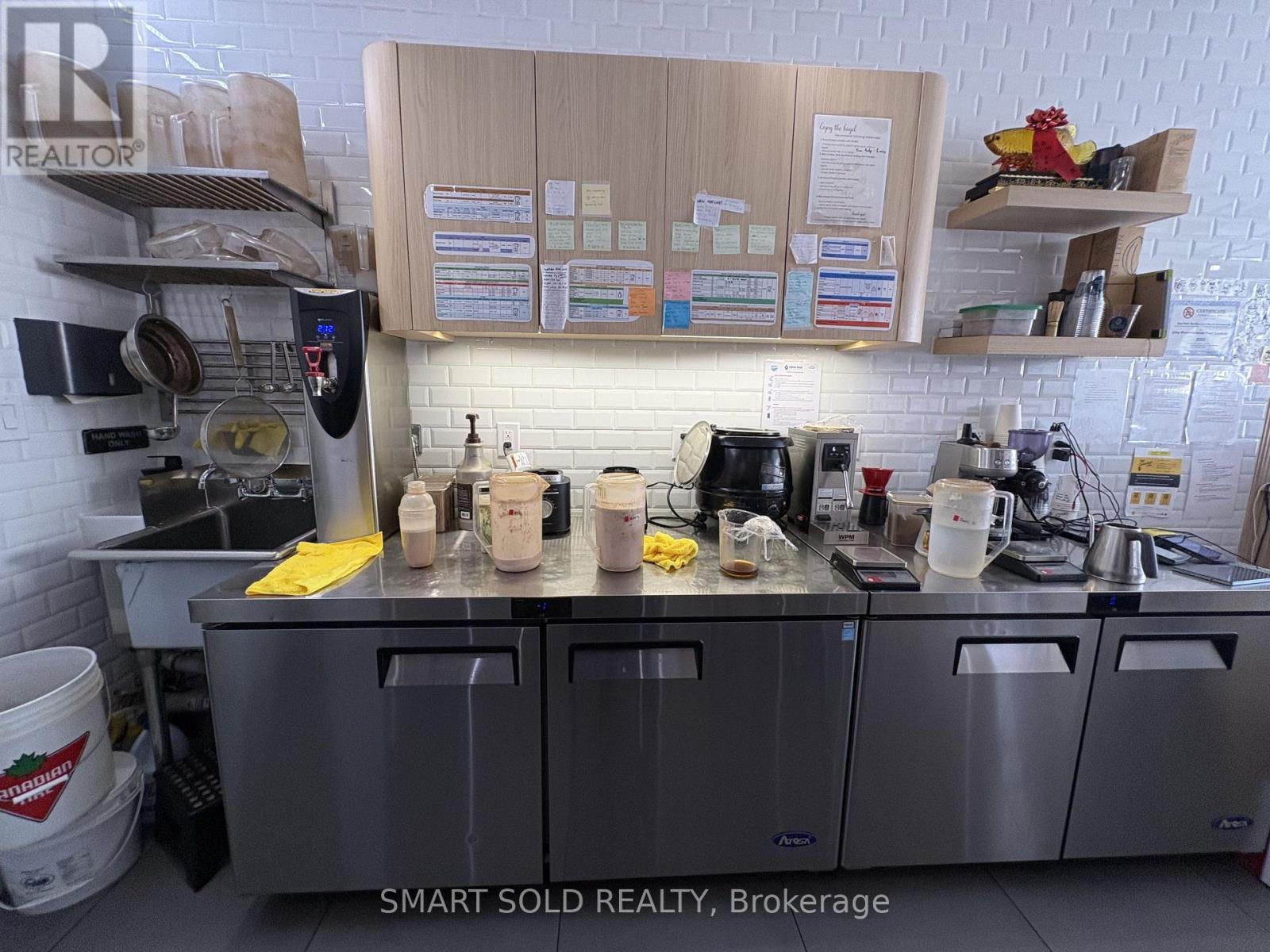 637 Bloor Street W, Toronto, Ontario  M6G 1K8 - Photo 21 - C13652902