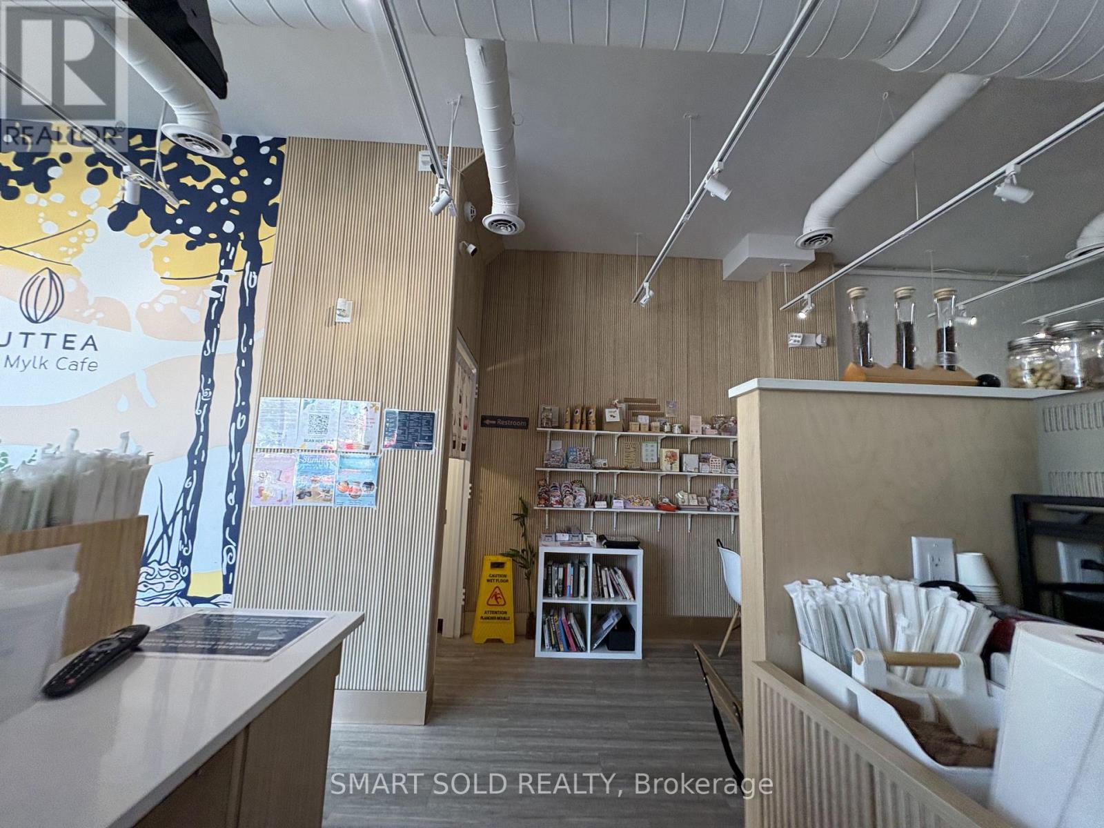 637 Bloor Street W, Toronto, Ontario  M6G 1K8 - Photo 22 - C13652902