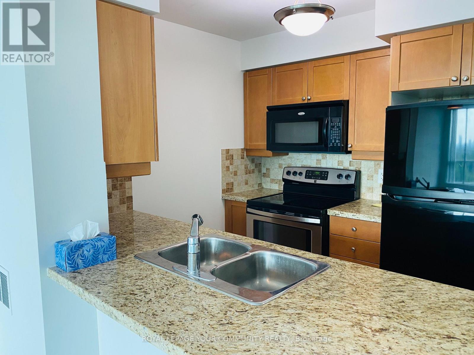 1017 - 25 Greenview Avenue, Toronto, Ontario  M2M 0A5 - Photo 17 - C13652938