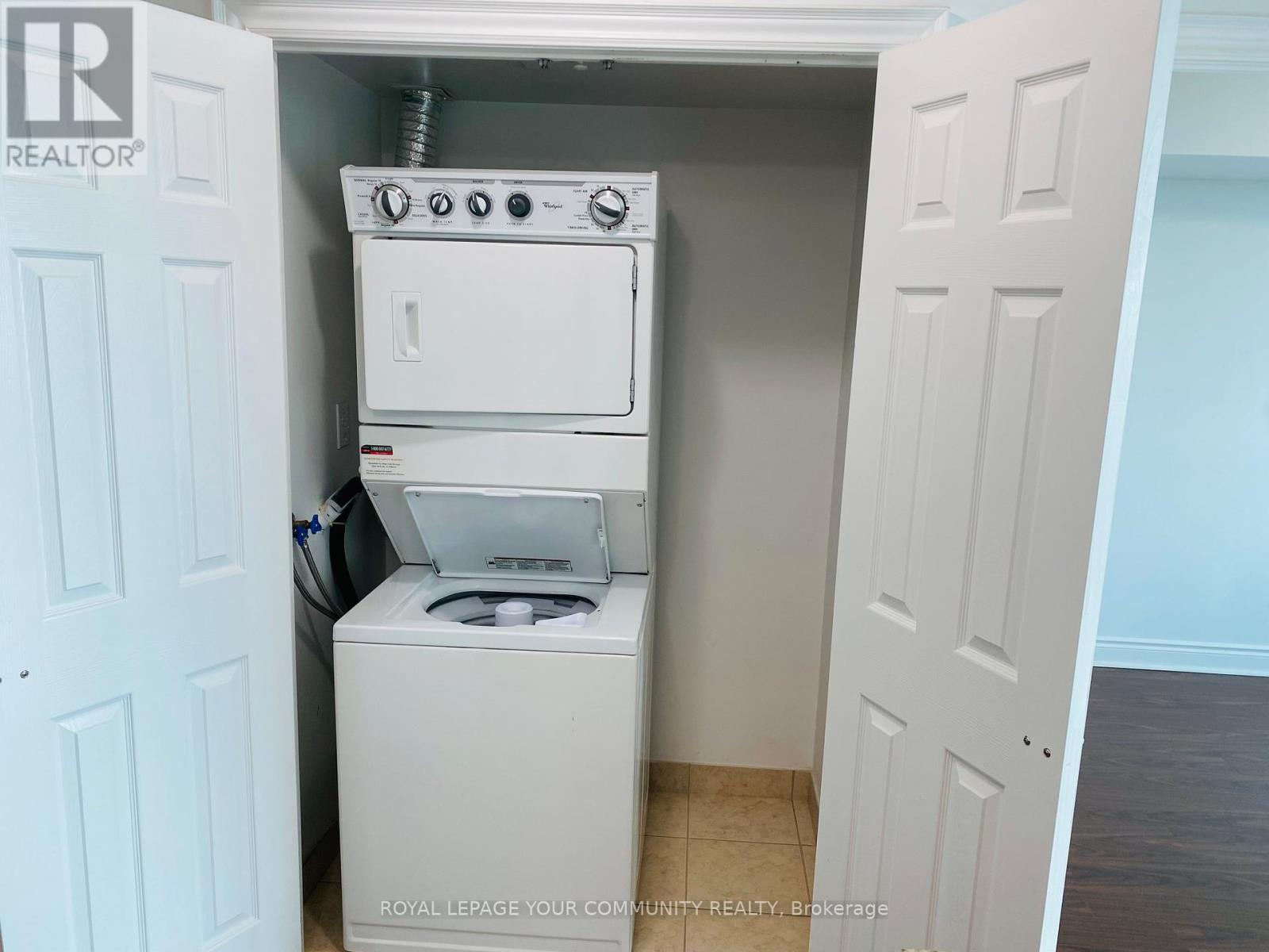 1017 - 25 Greenview Avenue, Toronto, Ontario  M2M 0A5 - Photo 23 - C13652938