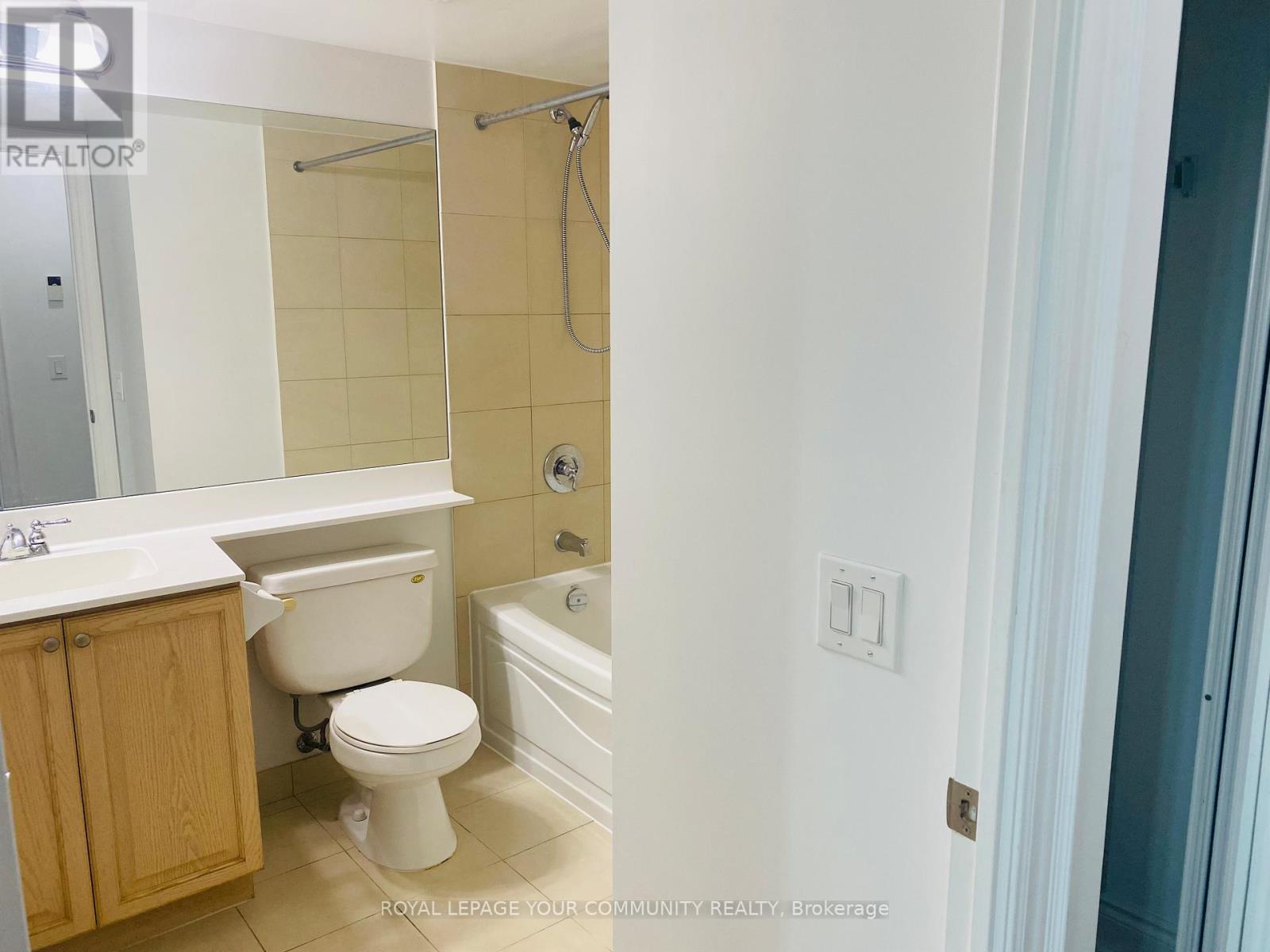 1017 - 25 Greenview Avenue, Toronto, Ontario  M2M 0A5 - Photo 25 - C13652938