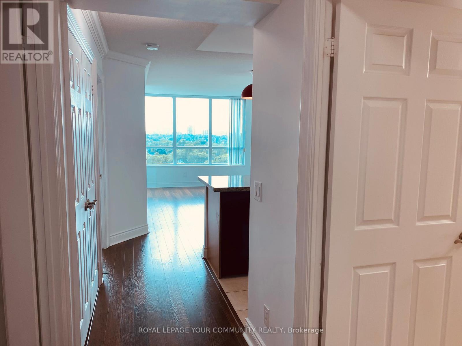 1017 - 25 GREENVIEW AVENUE