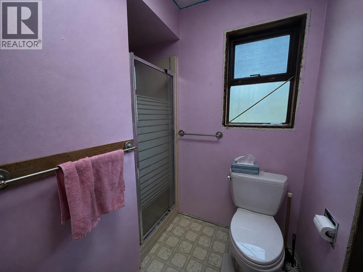 816 Roberts Drive, Esler / Dog Creek, British Columbia  V2G 3K8 - Photo 9 - R3153800
