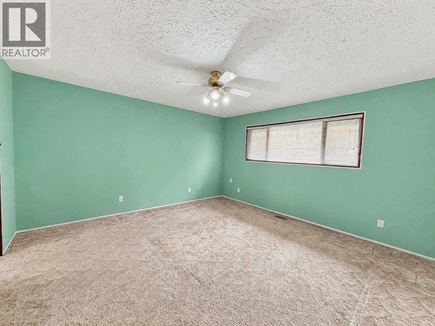 816 Roberts Drive, Esler / Dog Creek, British Columbia  V2G 3K8 - Photo 8 - R3153800