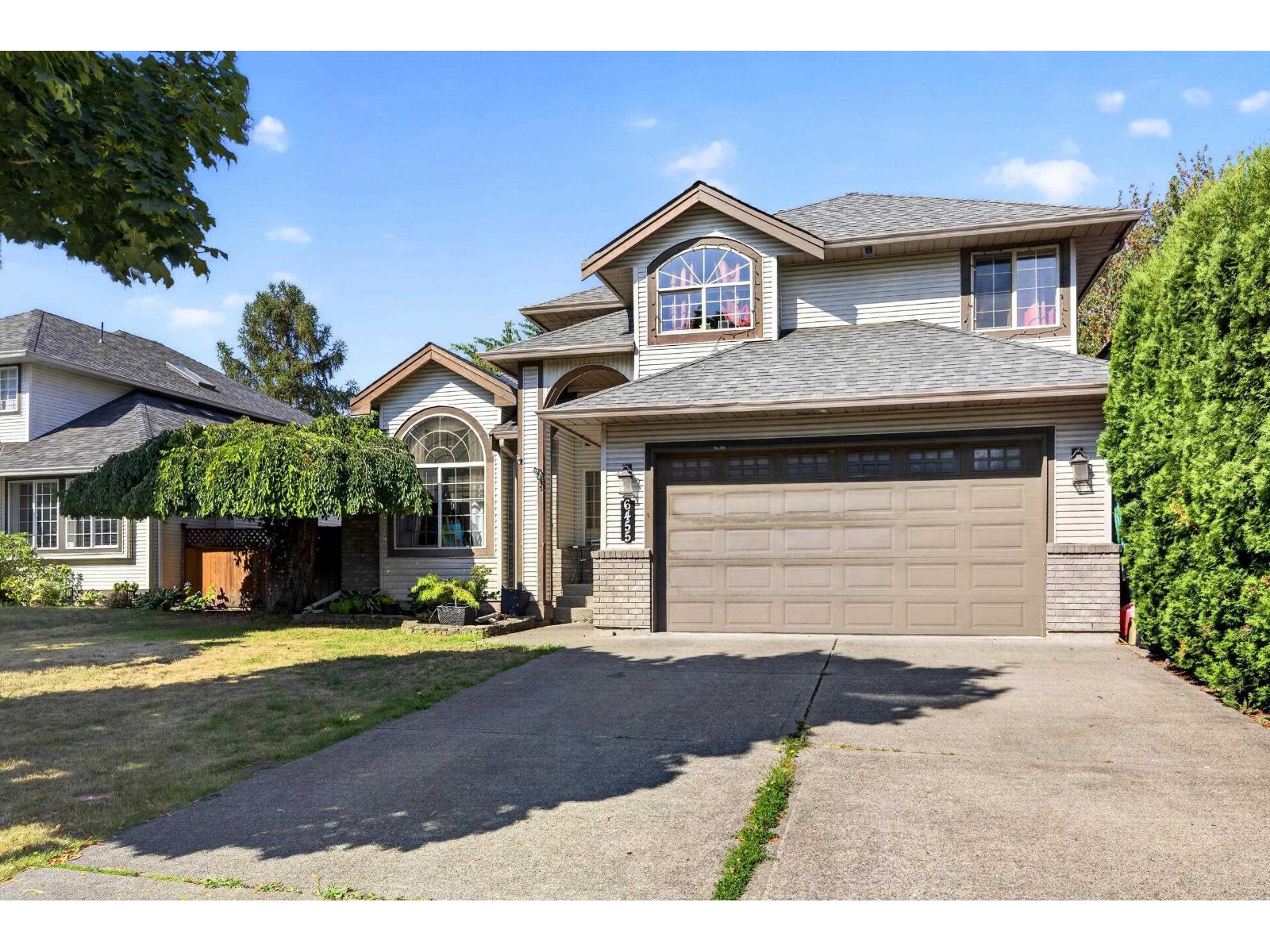 6455 188a Street, Surrey, British Columbia  V3S 8V3 - Photo 2 - R3153804