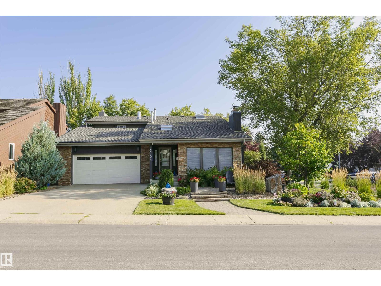 15104 42 Av Nw, Edmonton, Alberta  T6H 5L6 - Photo 2 - E4502776