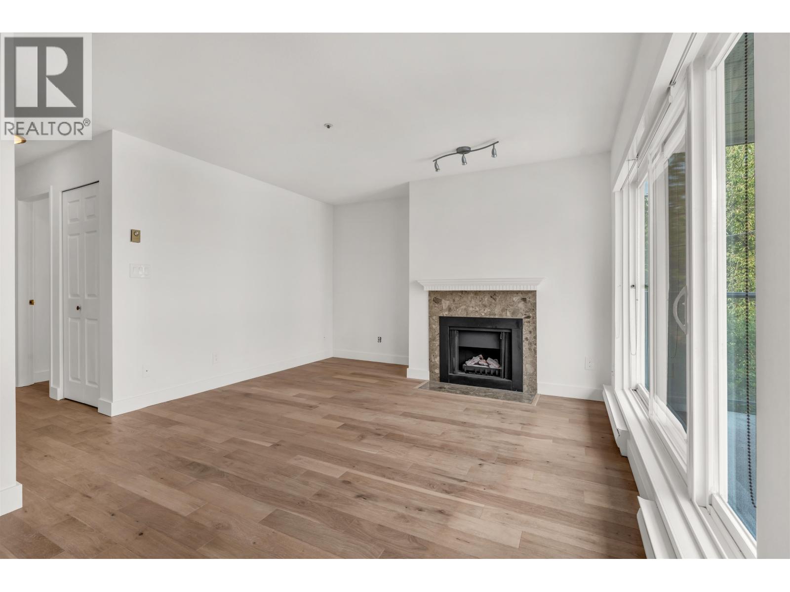 204 833 W 16th Avenue, Vancouver, British Columbia  V5Z 1S9 - Photo 5 - R3137304