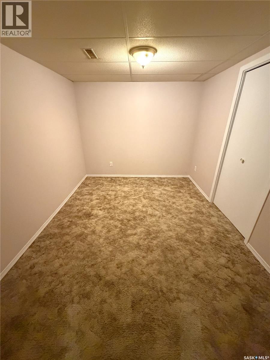 133 Lloyd Crescent, Saskatoon, Saskatchewan  S7L 4Y8 - Photo 34 - SK044652