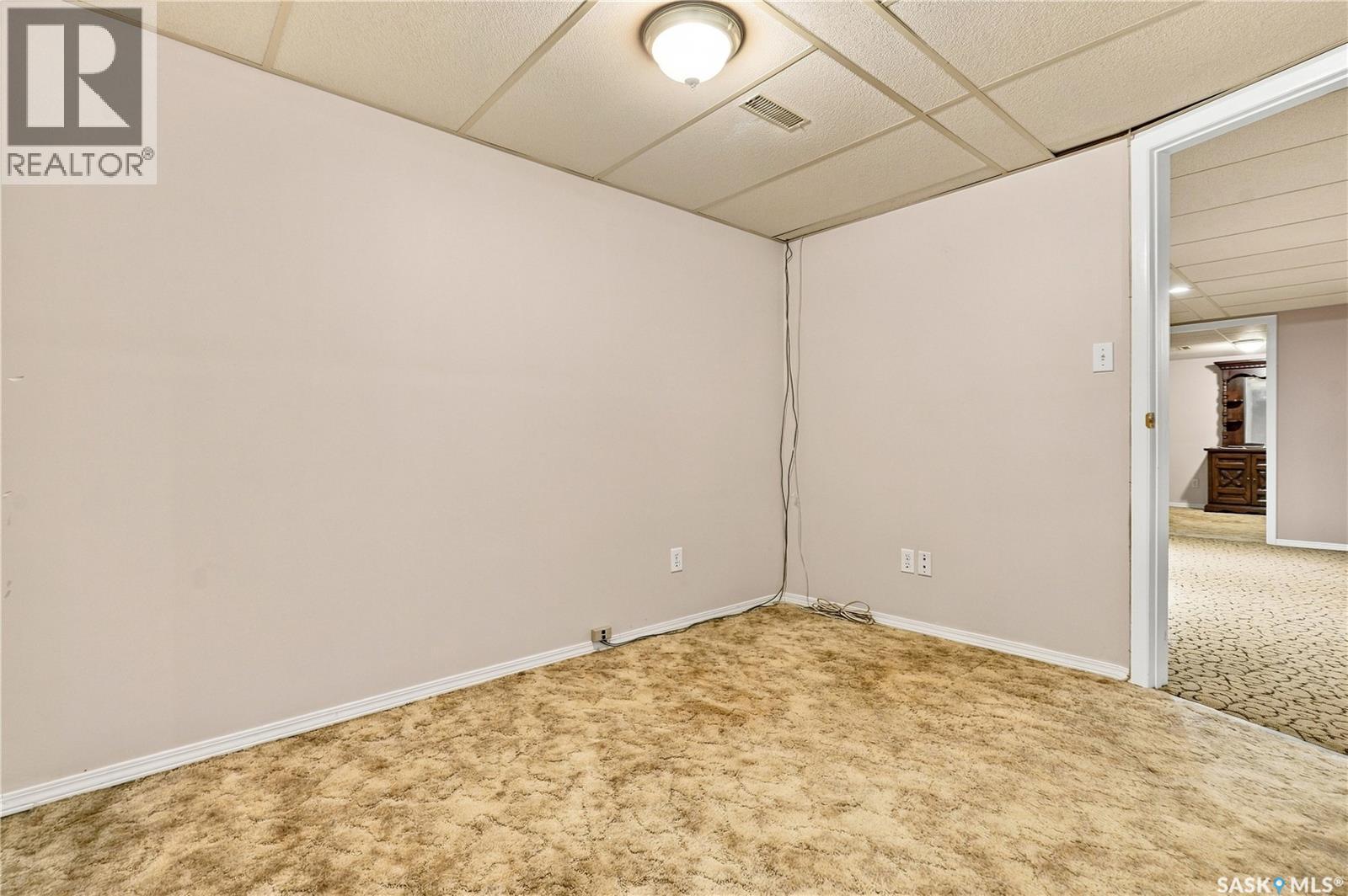 133 Lloyd Crescent, Saskatoon, Saskatchewan  S7L 4Y8 - Photo 29 - SK044652