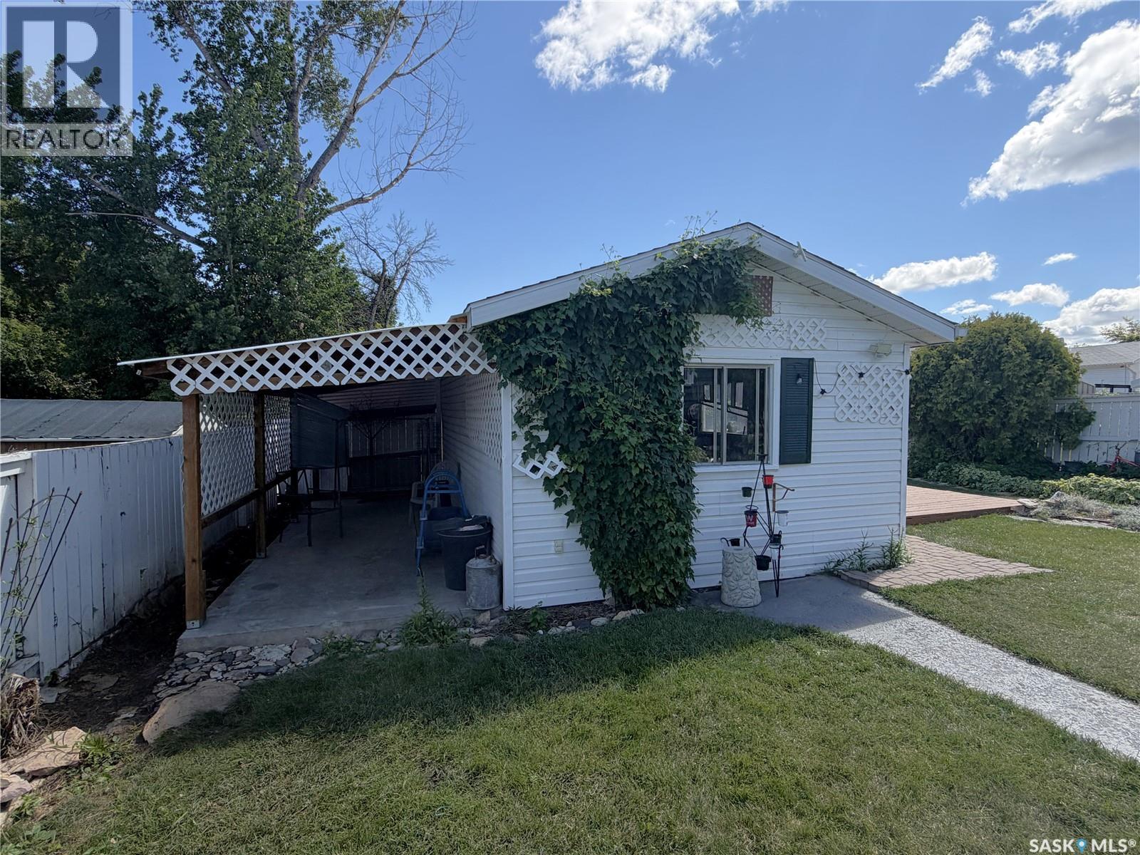 133 Lloyd Crescent, Saskatoon, Saskatchewan  S7L 4Y8 - Photo 45 - SK044652