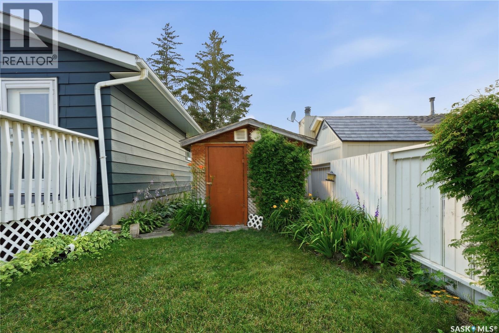 133 Lloyd Crescent, Saskatoon, Saskatchewan  S7L 4Y8 - Photo 47 - SK044652