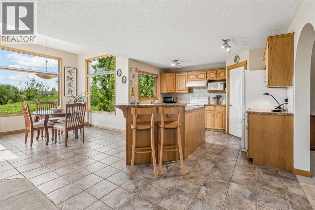 127 Edgeridge Close NW, Calgary, Alberta  T3A 6K4 - Photo 15 - A2317840