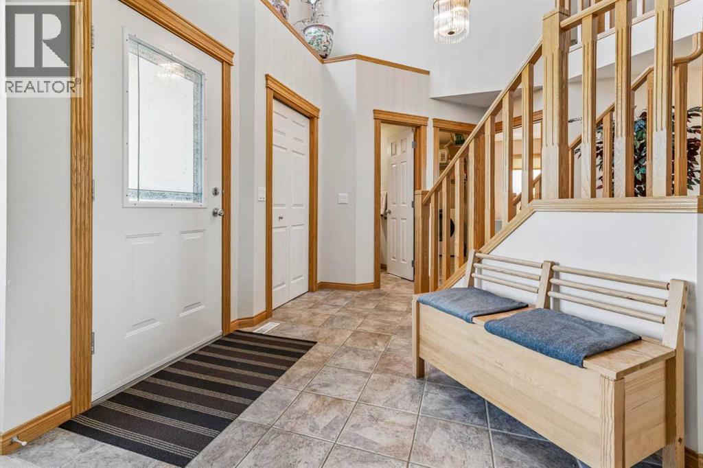 127 Edgeridge Close NW, Calgary, Alberta  T3A 6K4 - Photo 6 - A2317840