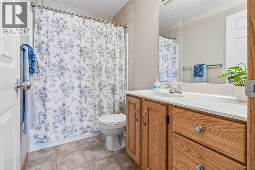 127 Edgeridge Close NW, Calgary, Alberta  T3A 6K4 - Photo 31 - A2317840