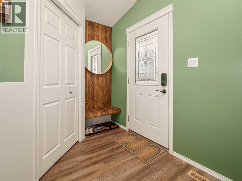 159 Aberdeen Road W, Lethbridge, Alberta  T1J 5A9 - Photo 3 - A2335252