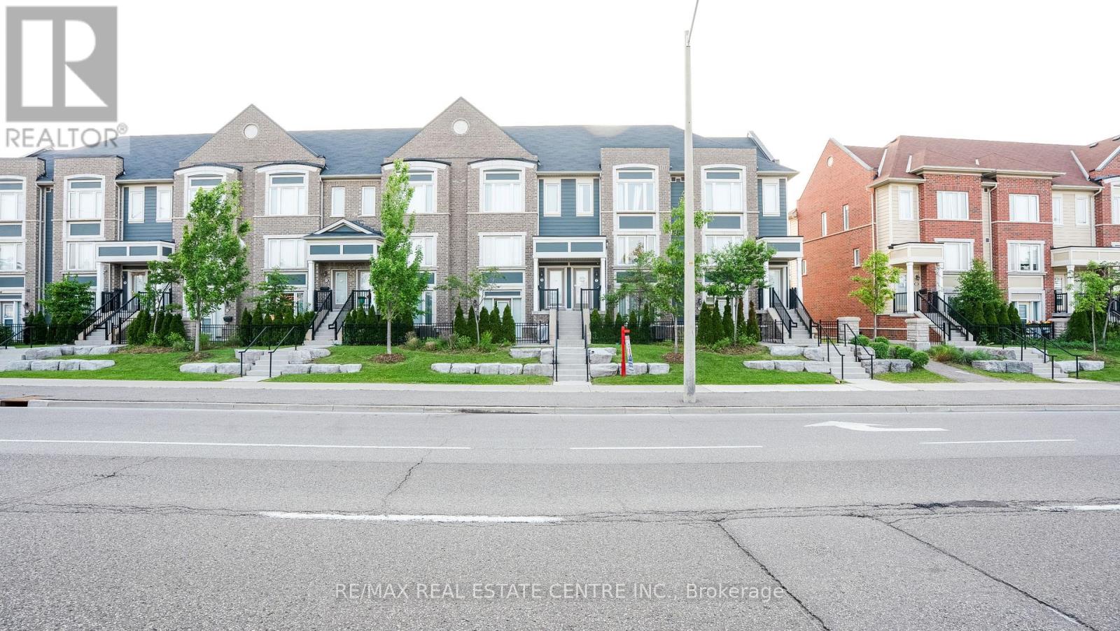 77 - 250 Sunny Meadow Boulevard, Brampton, Ontario  L6R 3Y7 - Photo 5 - W13652874