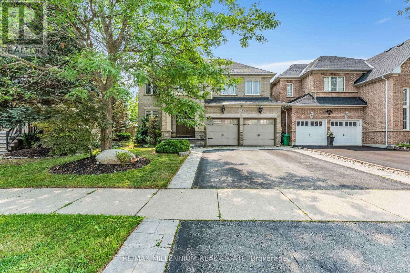 28 FOGERTY STREET, Brampton, Ontario