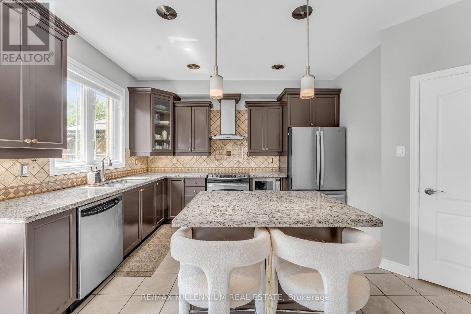 28 Fogerty Street, Brampton, Ontario  L6Y 5K2 - Photo 16 - W13652904