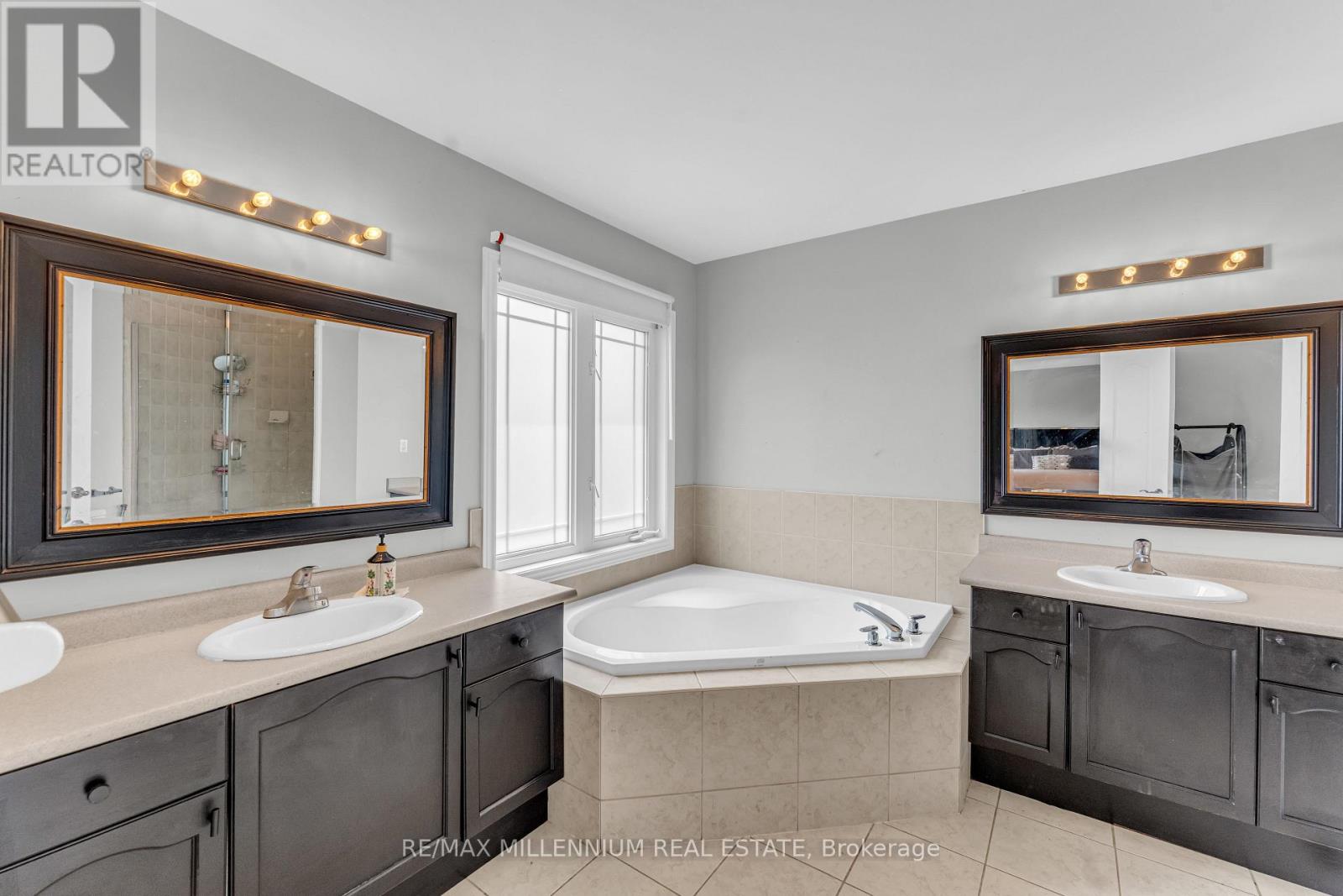 28 Fogerty Street, Brampton, Ontario  L6Y 5K2 - Photo 26 - W13652904