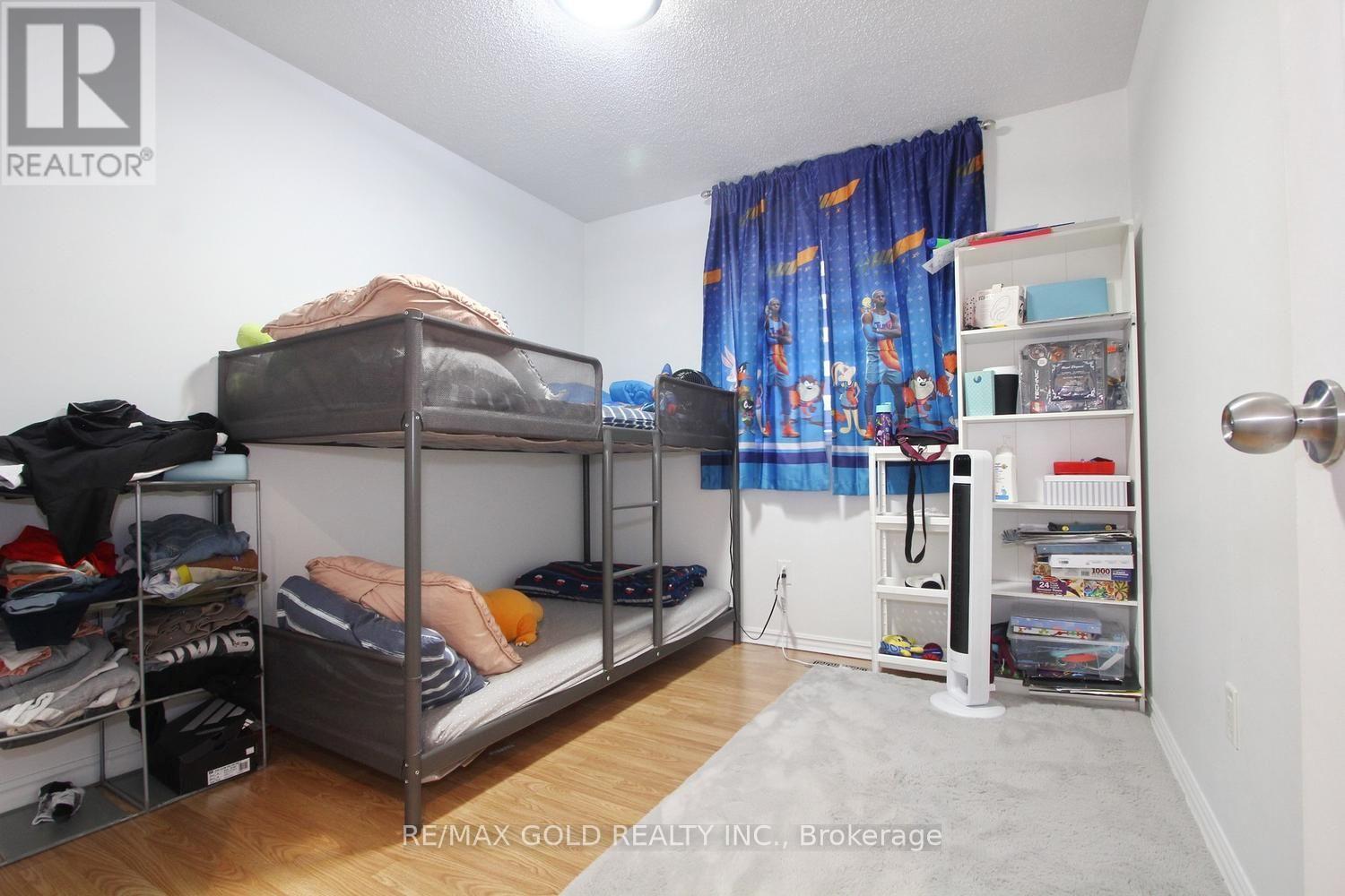 4 Summertime Court, Brampton, Ontario  L6Z 2B4 - Photo 21 - W13652908