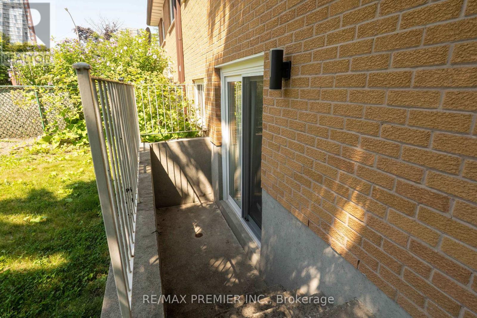 4178 Dursley Crescent, Mississauga, Ontario  L4Z 1J7 - Photo 35 - W13652942