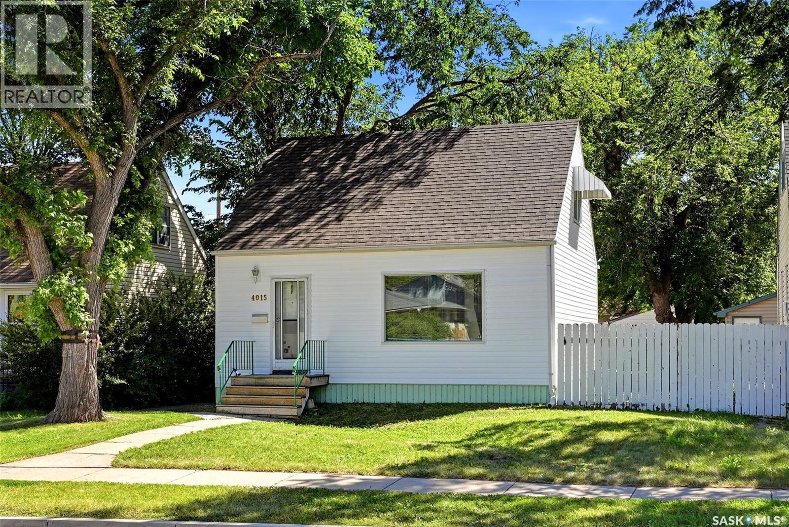 4015 2nd Avenue, Regina, Saskatchewan  S4T 0B3 - Photo 2 - SK044997
