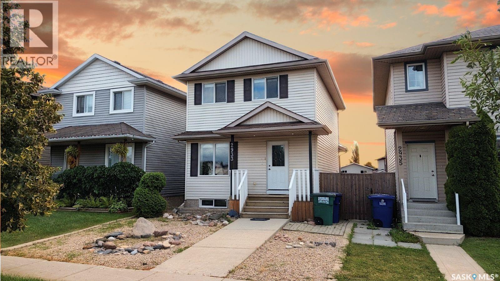 2933 Mcclocklin Road, Saskatoon, Saskatchewan S7R 0A1 - Photo 1 - SK044913