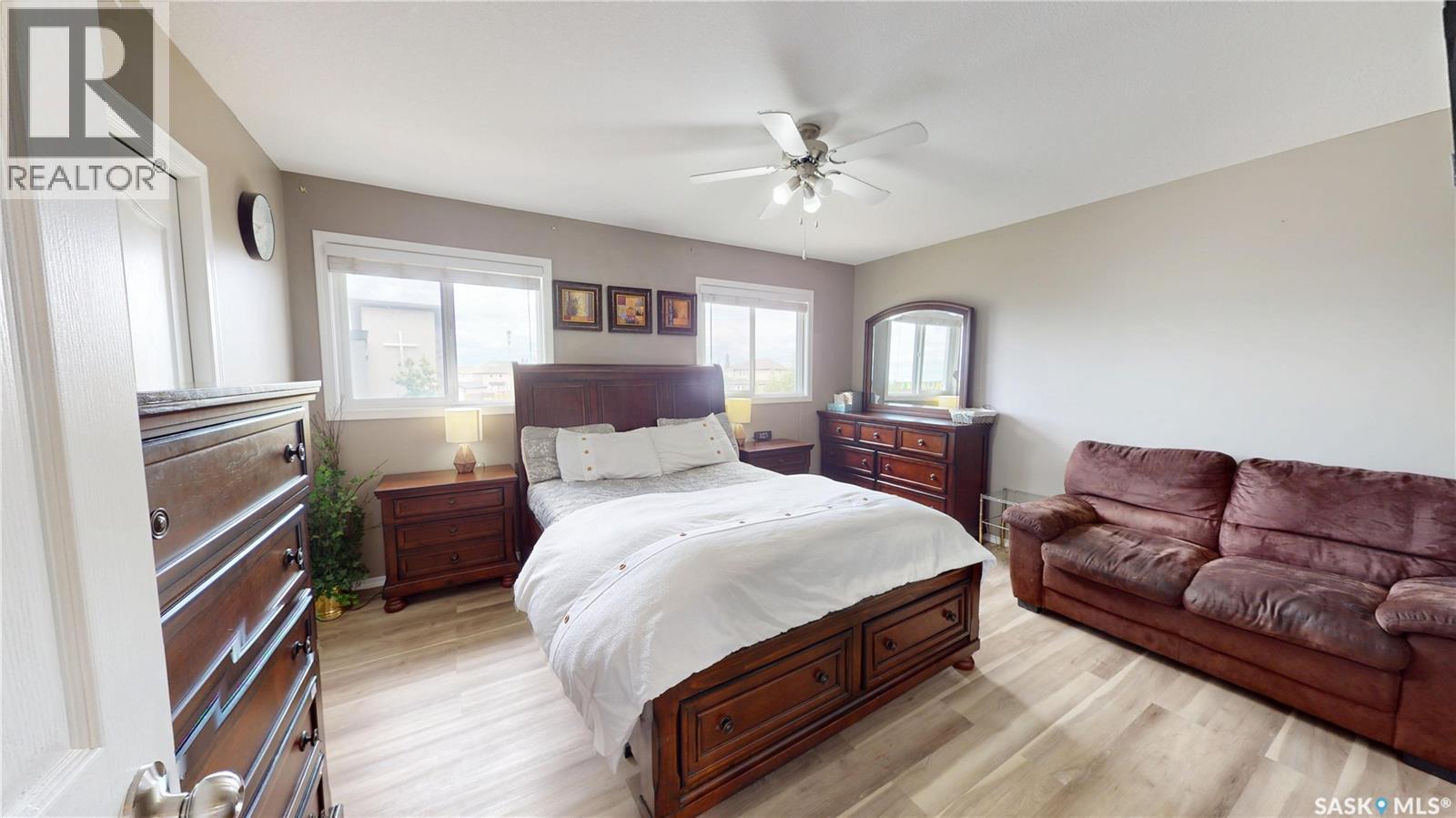 2933 Mcclocklin Road, Saskatoon, Saskatchewan S7R 0A1 - Photo 16 - SK044913