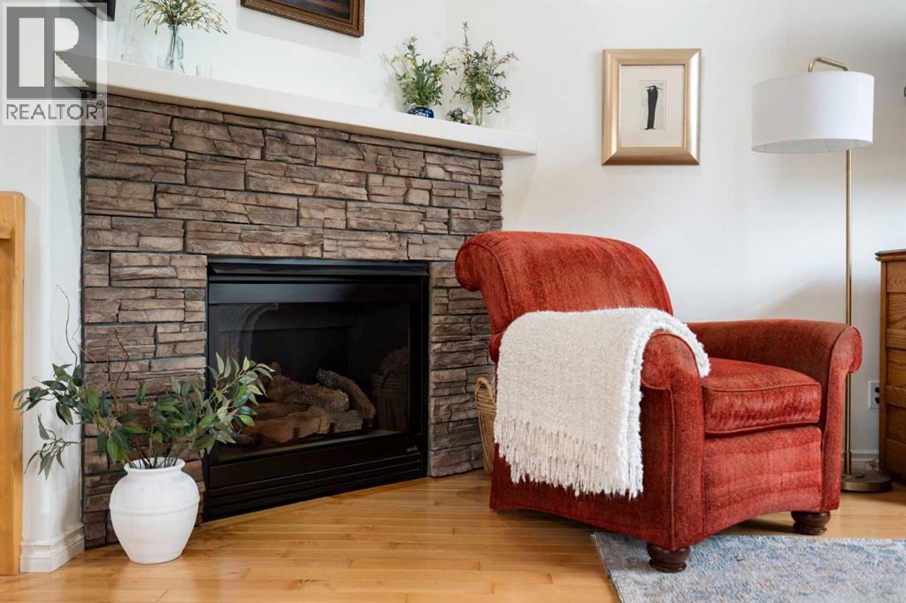 19 Rockmont Court NW, Calgary, Alberta  T3G 5V8 - Photo 12 - A2335201