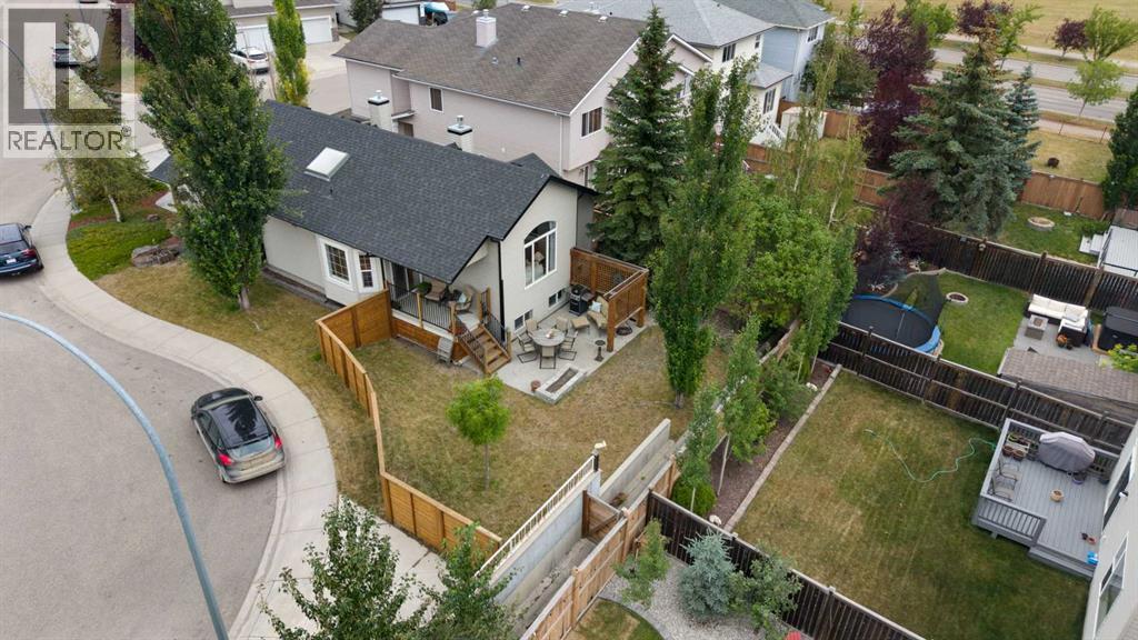 19 Rockmont Court NW, Calgary, Alberta  T3G 5V8 - Photo 38 - A2335201